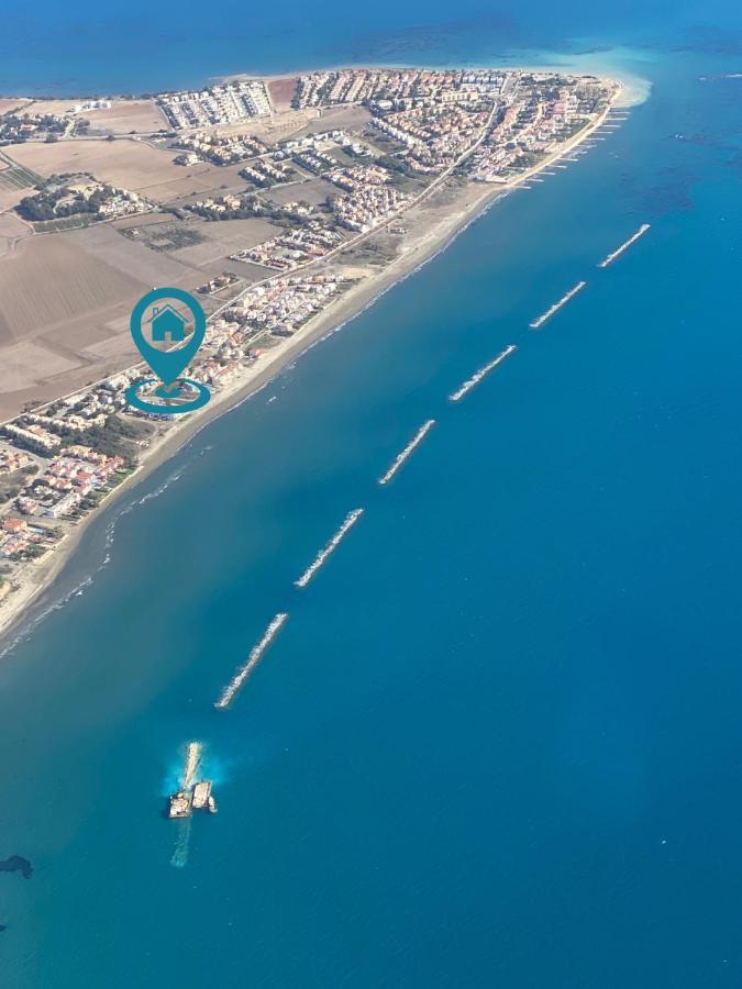 Cozy Beach House Перволія Екстер'єр фото