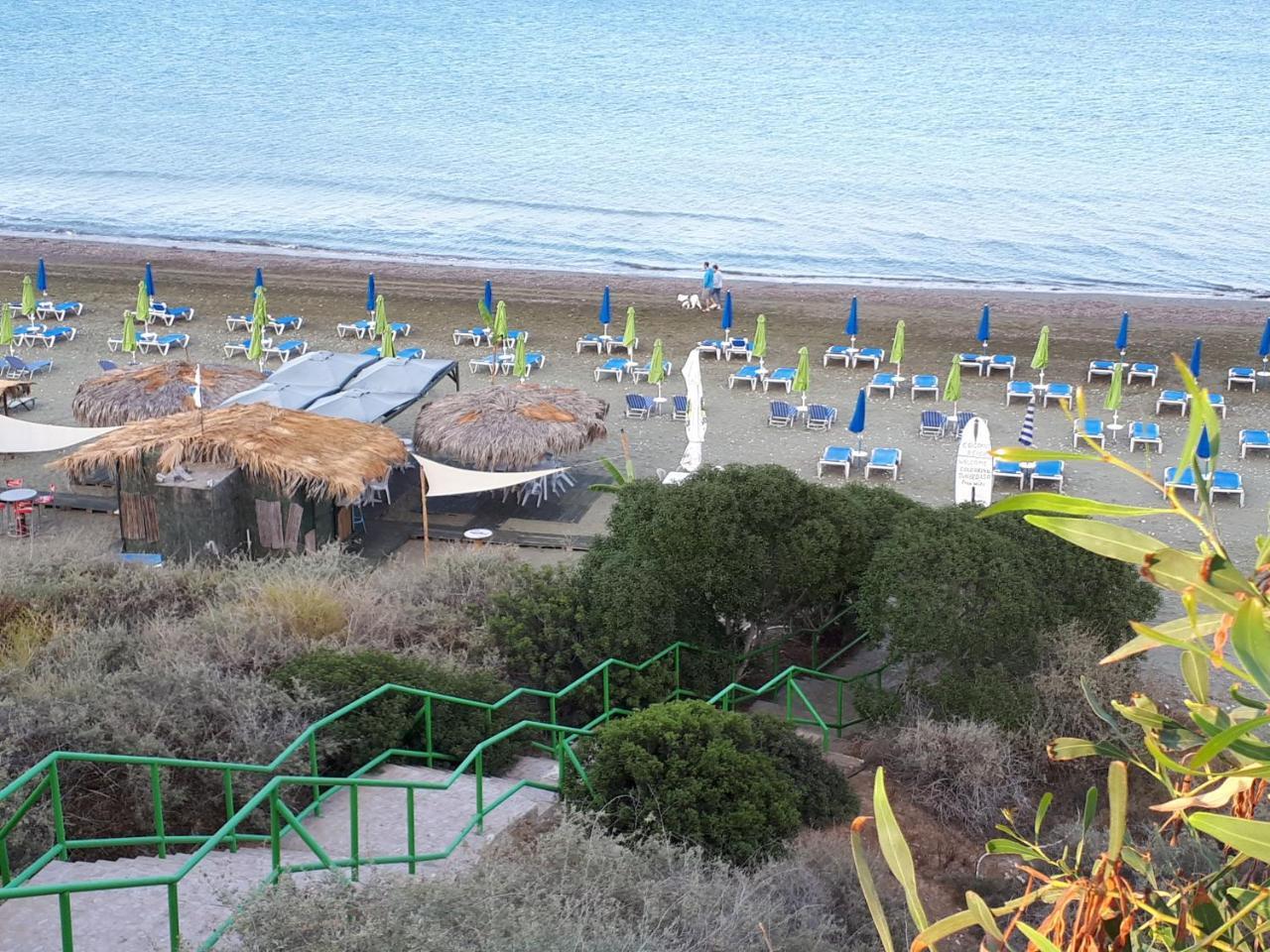 Cozy Beach House Перволія Екстер'єр фото