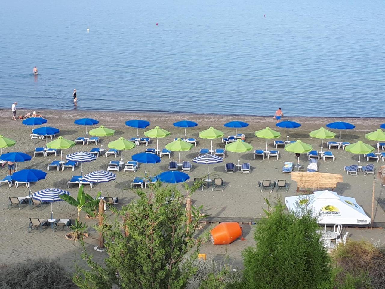 Cozy Beach House Перволія Екстер'єр фото