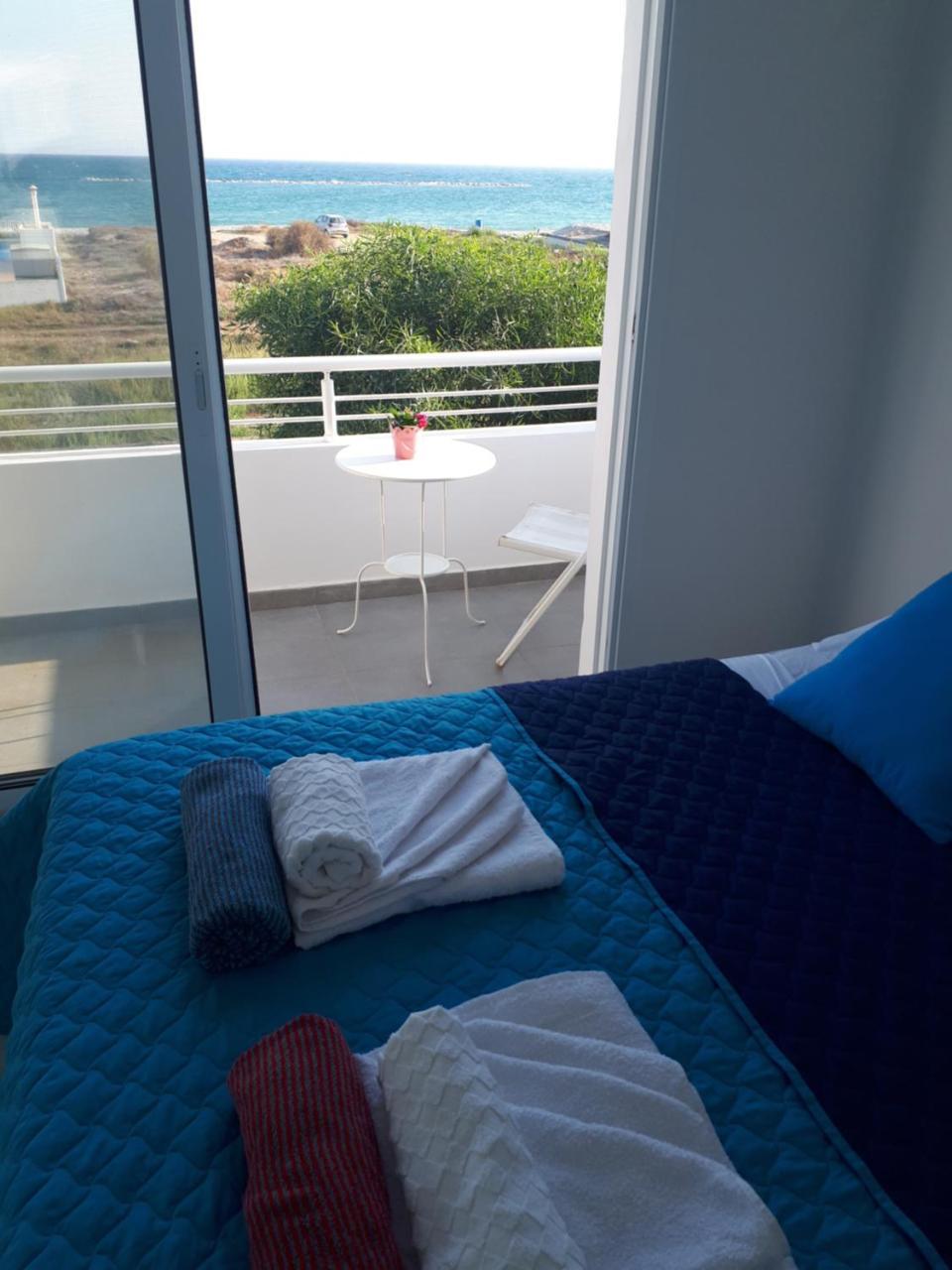 Cozy Beach House Перволія Екстер'єр фото