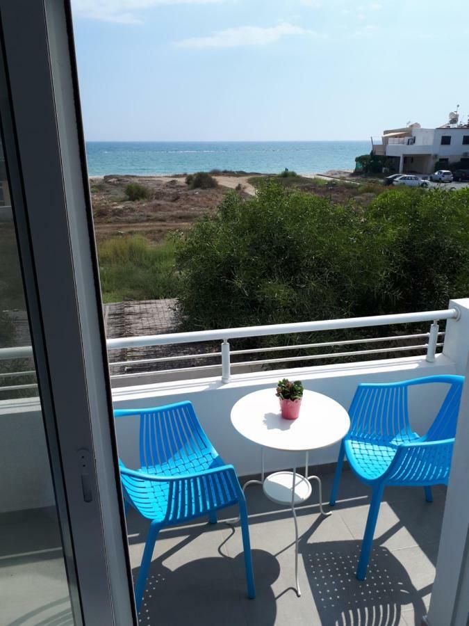 Cozy Beach House Перволія Екстер'єр фото
