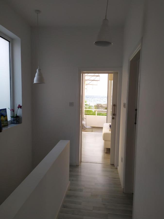 Cozy Beach House Перволія Екстер'єр фото